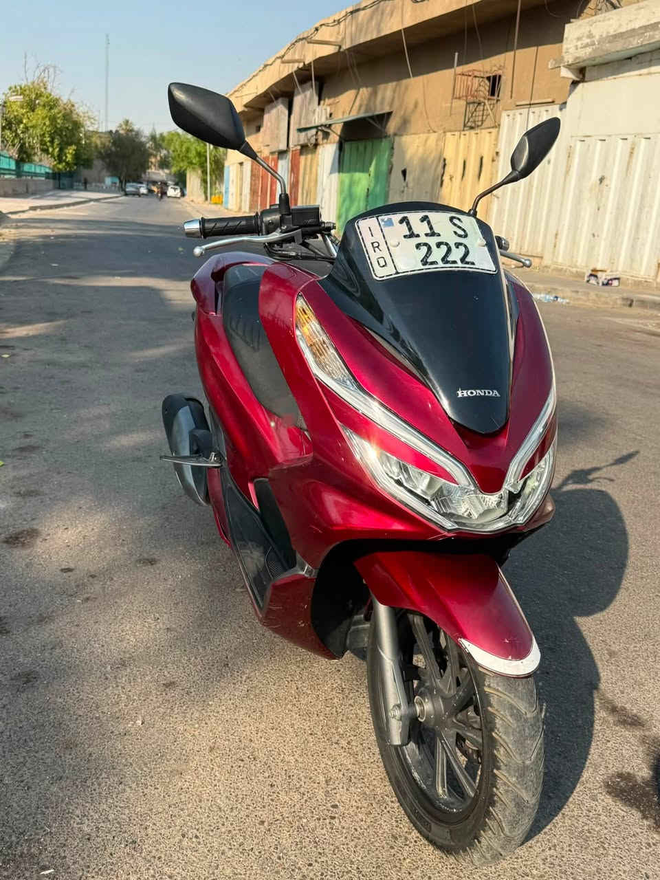 للبيع دراجه pcx جيل الثالث مرقم 11 بغداد رقم مميز  بس خافي منه رقمين دراجه جديده بمعنى الكلمه دراجه يابانيه JF جديده شوفت عينك ماشيه 28 الف حقيقي ( حساس ازدحام ( A ) + حساس ستان صفح ) دراجه ولا غلطه يعني تجي تفوله او تطلع محافظة بيه سعر ( 35 ) ورقه موقع الدراجه بغداد سوق الصدرية للتواصل *********** المو شراي ليتعب روح ويتعبني ويا

