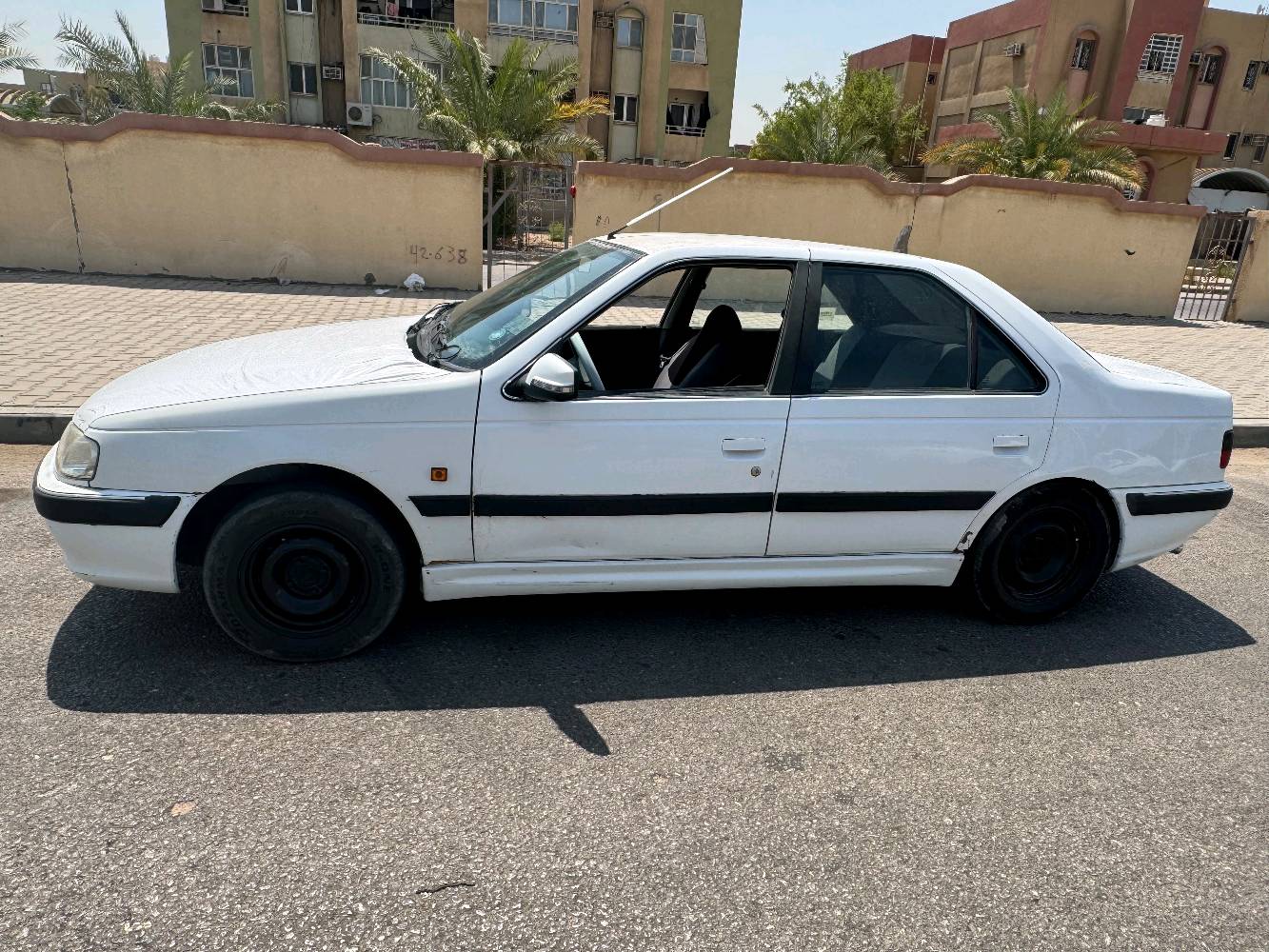 بيجو بارص للبيع
مديل 2015
كير مكينه مكفولات
سياره كفاله ما عدا قطعتين مبدلات باب الصدر و جامل صوب السايق مبدلات
مكان السياره نجف ونضافه فول كهربائيات كلهه كامله وشغاله ماناقصه شي السياره