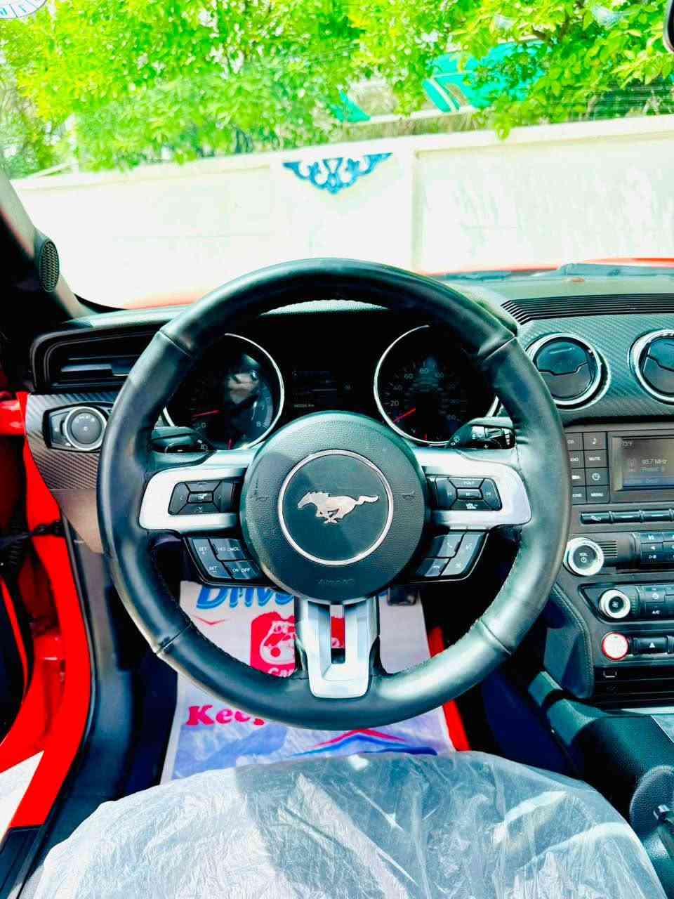 فورد موستنك 2015 للبيع 

محرك 3700 6v

لون مميز 

مواصفات السته سلندر المعروفة 

السيارة عليها تفريغ وبرمجة سيفتي 

عليها داون بايب 

دبات ht power + كت اوف و ببكورن 💥💥  

صوتها يخبل 

وتحكم ريمونت يعني اذا تسدة تصير كاتم 

وعليها بونيد GT 

دعامية وشباك GT + سبايدر 

وسكوبات مثلث جانبية 

وداخل جديد ومدوشم مشمشي + اسود 

تبريدها ثلج ❄️ 

شاشة صغيرة + كامرة 

وتحكم ستيرن + مثبت سرعة 

ومسويلها بوليش + نانو سيراميك 

لايت مشتغلة عدسات بليل نهار يصير

السيارة كلين

الحمدلله السيارة كاملة مبيها نقوصات رقم اربيل جديد + سنوية لحد 2031 تحويل ثاني يوم 
العنوان بغداد *********** بغداد, العراق
