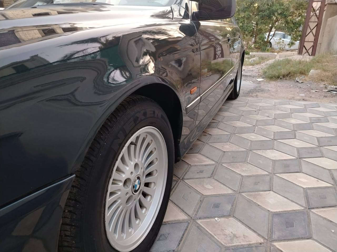 السلام عليكم حبايب من رخصت الادمن عندي BMW E39 528I صقر موديل  2000اصل وفصل بغداد  السياره فول خنك السياره داخل خارج M... دبل جام ستلايت جام تليفون خمس بردات سيدي جنجر مرايه قلاب لايت عدسه كهرباء داينمك السياره مصبوغه جماليه السياره كير مكينه كهربائيات مكفوله يعني ياحبيبي (كامله والكمال الله) للاتصال *********** السعر 110 وبيه مجال للطيبين
