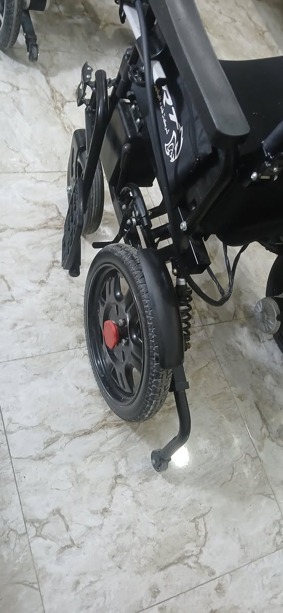 كراسي كهربائيه جديده يطبك وصير بالسياره سعره ٤٥٠للف الشراي يتصل بغداد ***********
