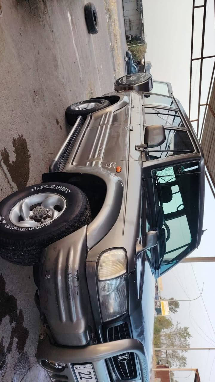 السلام عليكم 
مكلف بالنشر 
للبيع 
كالوبر 
موديل 1998
رقم اربيل دولي سنوية لل 2029 
هزة جديدة 
شرط التحويل باسمي السنوية 
بيها صبغ فقط قطعتين فقط بدون دواخل
الباقي بلادي 
والسيارة جاهزة 
كير ومحرك بلاد وشرط 
السيارة كلها شغالة 
من الدعامية للدعامية 
مابيها برغي نقص 

مكان السيارة صلاح الدین الدور المجمع السكني 

السعر 58 وبيها مجال قليل 
للاستفسار ***********
