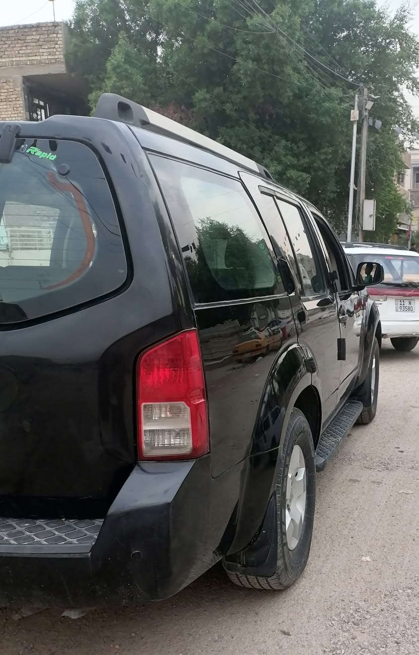 نيسان باثفندر • ٢٠٠٩ • بغداد الجديدة