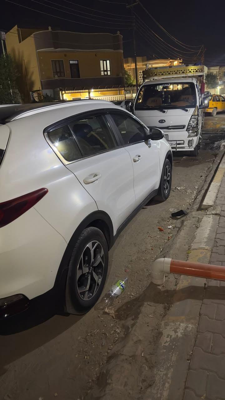 للبيع ومستعجل واكيد تحويل موباشر اسياره بسمي وكيرومحرك الصلاه على النبي
والباقي تجي اشوف ابعينك مكاني صلاح الدين بيجي 
التوصل 
***********
