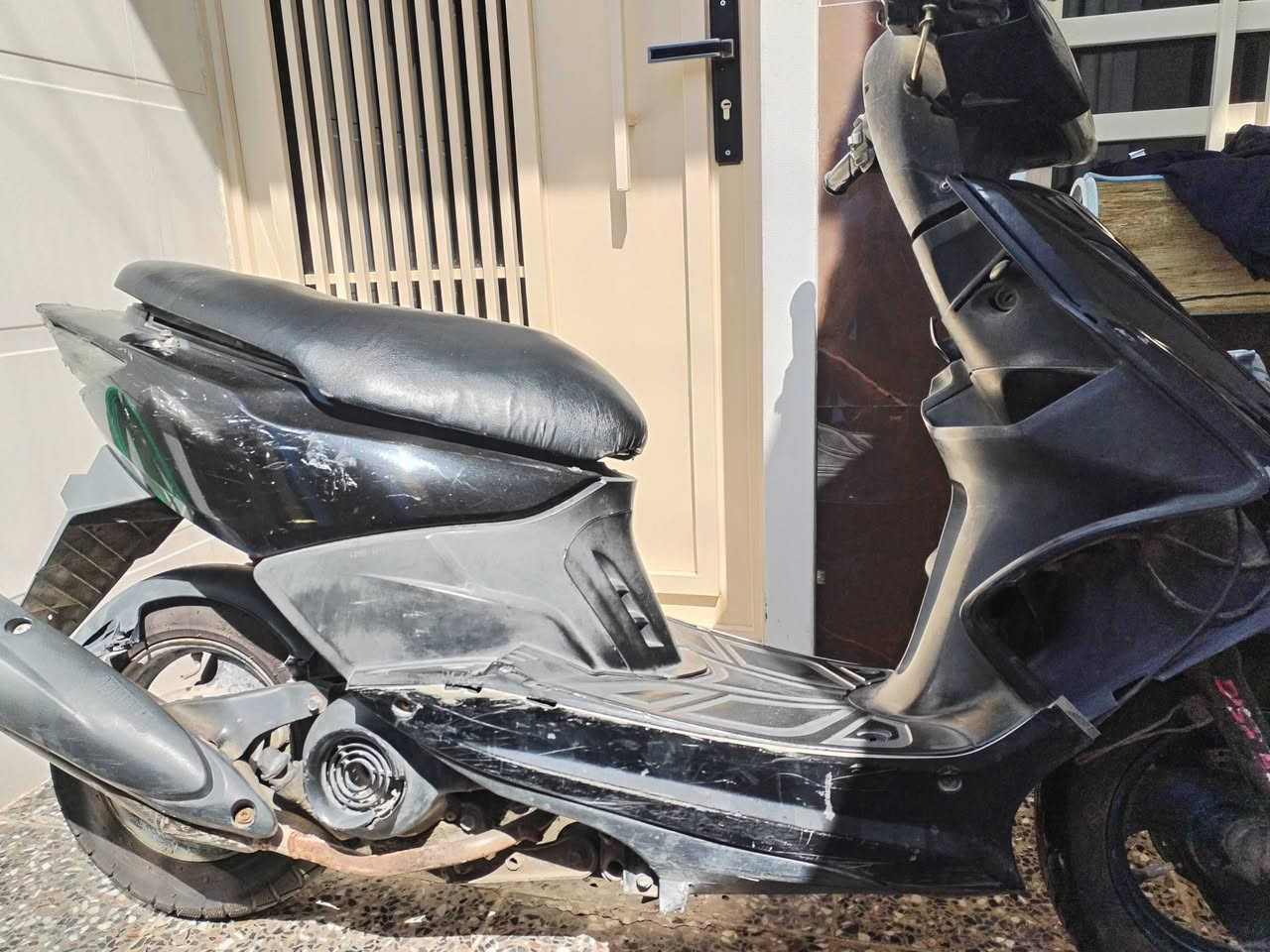 ماكس مضلع للبيع دراجة متروكة سعرهة ٣٠٠ الف بيهة مجال للاتصال ***********
