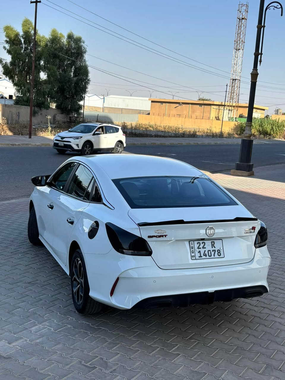 سلام عليكم MG GT كير عادي 
2025 ماشيه 23 الف سياره حيل جديده ونظيفه بيها بس بارد بجاملغ خلفي جهه سكن. رقم *********** اسيا واستفسار بعد خابرني وتدلل
