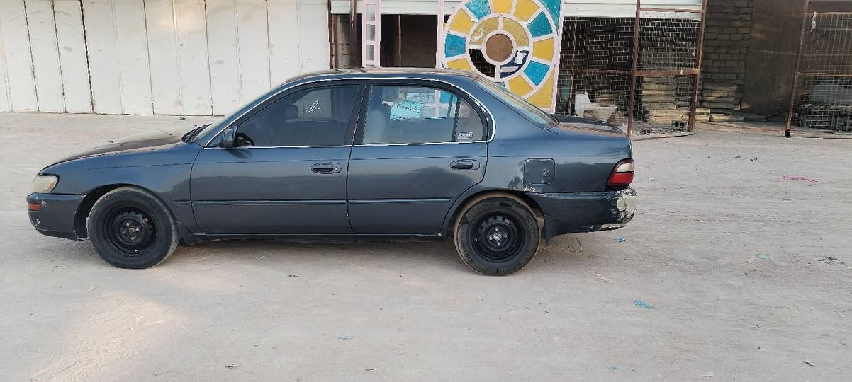 السلام عليكم للبيع سياره كورولا موديل 94   السعر 42  وبيها مجال،***********
