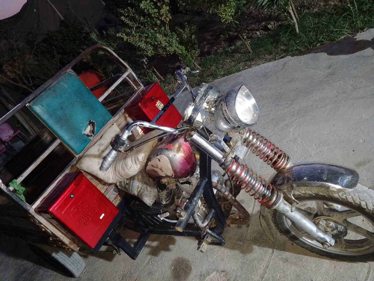 للبيع ستوته جمره ٢٠١٧ محرك ٢٠٢٥جديدستوته أوراق اصوليه مكفوله من الحيم جاهزه للعمل عنوان بابل ابوغرق سعر الشراي يتصل يدلل ***********
