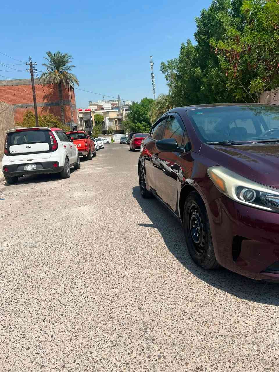 السلام عليكم فورتي 2017 وارد امريكي حادثه مثل ما مبين بالصور ماشيه 57 الف ميل محرك كير كفاله بدون صبغ ولا تبديل بارد فقط رقم بغداد بأسمي شرط التحويل لون احمر ماروني مكاني بغداد الصليخ السعر 120 وبيهه مجال للشراي  تفاصيل اكثر الاتصال ***********
