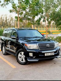 للبيع بمده او نقد حسب الانتفاق لاندكروز 2014 بريم اصل ماشيه 94 الف  رق...