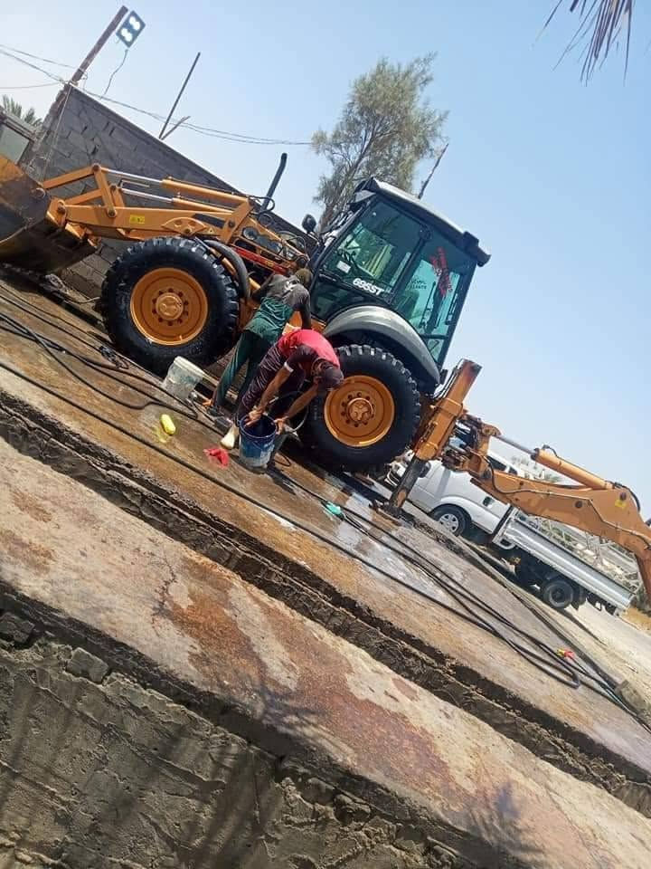 السلام عليكم  حفاره البيع موديل ١١  السعر ٢٠٠بيه مجال هذا رقمي ***********
