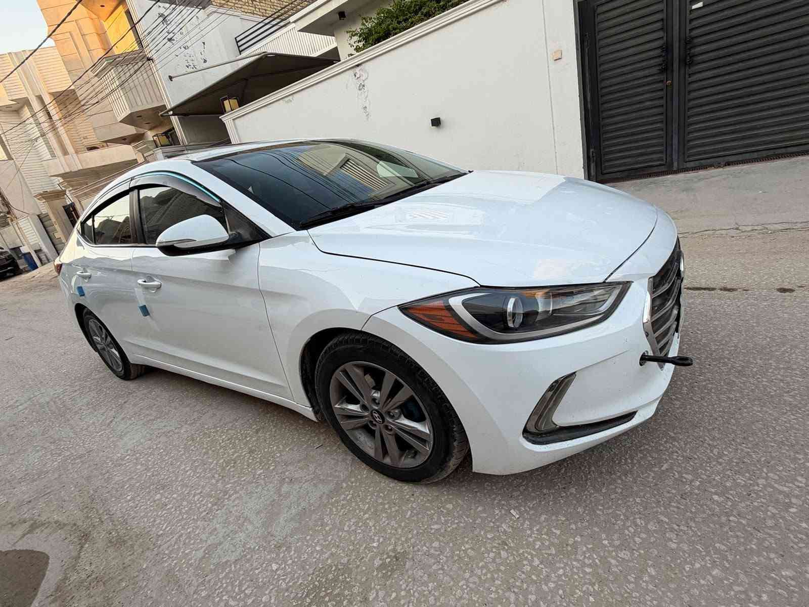 السلام عليكم 
هونداي النترا
موديل 18
وارد امريكي
مكينه 2000 دوش
كير اي تي
رقم بغداد
المواصفات فول الفول للاخير
فتحه
بصمه تشغيل مع بصمه ابواب
كشنات تتفاءه تبريد
تتفاءه تبريد بالستيرن
تحكم جهتين
اشاره بالمري 
تبريد بيانو
كشاف
ويلكب 16 كروم
حادثه فقط بنيد من امريكا بدون داخل وهنا جاملغ نطخ ونصبغ ولباقي مكفول من صبغ سونار مرفق مع الصور 
السعر 108 وبيه مجال 
مكاني بابل ***********
