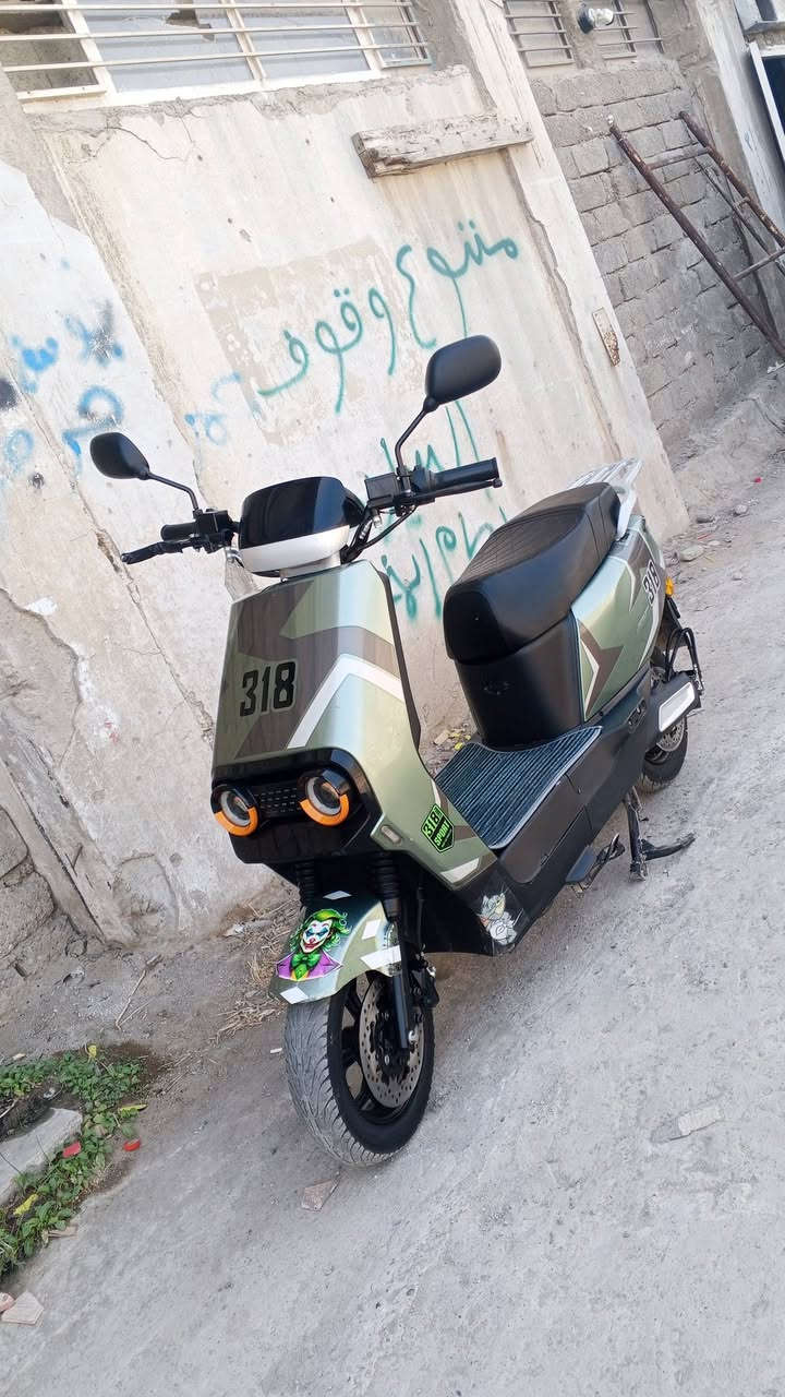 318 نضيف حيل ومابدل بي شي 
ملفو 2000
سته بطاريات عله وضعهن ويقرن عشرا ونص وشرط الفحص 
كلشي شغال ليت اشير نضام بك دبل خلط 
بي سويج ثنين وبصمه ثنين 
سعرو 550شراي اتصل ***********
مايفيدك المطور لاتتصل ولاتعبني ولاتعبك اعبر المنشور
