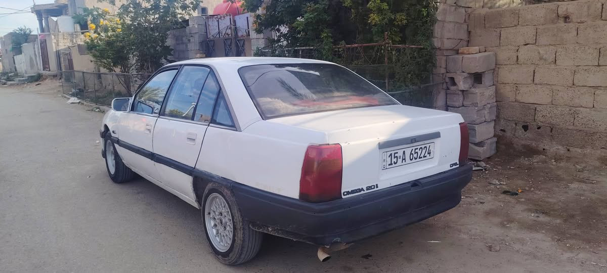 سلام عليكم اوميكا موديل 1990  رقم انكليزي سعر ١٨
مكانه بابل الاسكندرية الحصوه رقمي *********** واتساب او اتصال اني مكلف بل نشر أخوان
