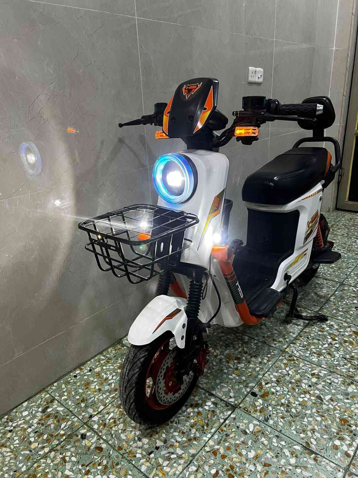 R9 برو • 5 بطاريات • 1500 واط