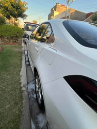 كورلا هايبرد • ٢٠٢٥ • رقم بغداد