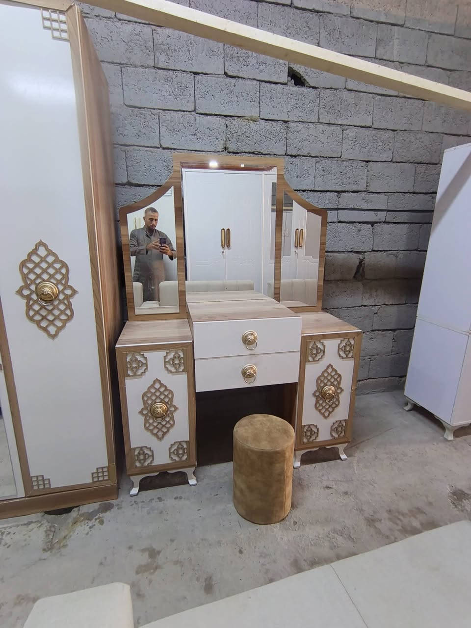 غرفه تركيه ٨ قطع شرط النضافه أخو الجديد
ملاحظة شعندك للبيع أو مراوس أرسل خاص وتدلل ***********
