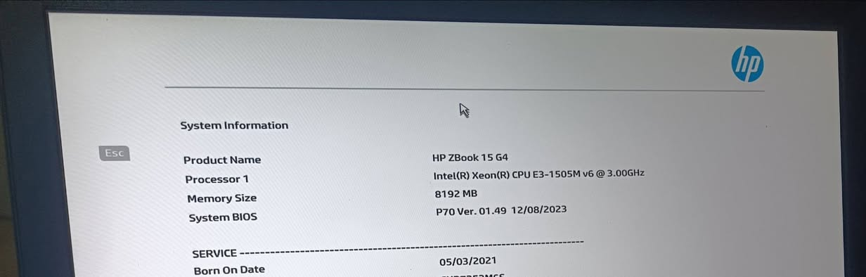 لابتوب ووركستيشن hp للمهندسين، المبرمجين، ولكل شخص يبحث عن جهاز عملي متين قابل للتطوير والترقية 💻 🔥
لابتوب ووركستيشن hp للمهندسين، المبرمجين، ولكل شخص يبحث عن جهاز عملي متين قابل للتطوير والترقية 💻 🔥
💻 لابتوب HP ZBook 15 G4 🌟
⚙️ المعالج الجبار: Intel Xeon E3-1505M v6 (بسرعة 3.00 جيجاهرتز وتصل إلى 4.00 جيجاهرتز) اقوا من i7 💪
📅 سنة الصنع 2021 نفس ما مكتوب بالبايوس ✨
🚀 الذاكرة العشوائية (RAM): 8 جيجابايت (قابلة للترقية اربع سلوت للترقية).
🎨 كرت الشاشة الحالي: مدمج Intel HD Graphics P630 (قادر على تشغيل برامج التصميم الهندسي مثل أوتوكاد للرسم ثنائي الأبعاد 2D بكفاءة). 
اللابتوب تكدر تشدلو كرت شاشة خارجي لان اللوحة الام بيها سلوت كرت شاشة خارجي من اجل التطوير.
💾 التخزين :  ssd nvme 256 gb⚡
🗂️ خيارات التخزين: اللابتوب يدعم تركيب 3 أقراص تخزين في نفس الوقت (منفذين NVMe فائقة السرعة + منفذ SATA)، مما يعطيك مساحة ممتازة لفصل النظام عن ملفات العمل. 📂
❄️ التبريد: نظام تبريد متقدم بمراوح مزدوجة وأنابيب نحاسية ضخمة لضمان بقاء الجهاز بارداً. 🌬️
🖥️ الشاشة: حجم 15.6 بوصة بدقة عالية FHD (1920x1080)، ومزودة بلوحة من نوع IPS. 👁️
⌨️ كيبورد اضاءة . 💡
💰 السعر 300 الف ومجال بسيط 🤝
✨ اللابتوب جدا نضيف لان سنة انتاجو احدث  احدث من سنة صنع القطع. 💎
وصحة البطارية 94% 
📞 تواصل ***********. 📲
📍 الموقع الموصل . 🏢
🚚 يوجد توصيل لكل المحافضات. 📦
