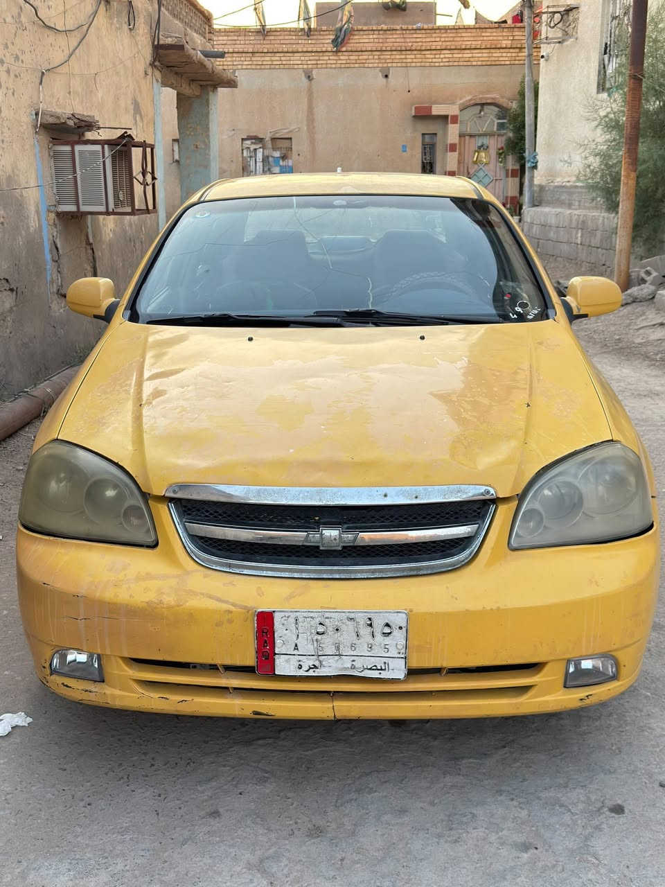 السلام عليكم 
اوبترا موديل 2010  
السياره جاهزه كير ومكينه 
وحداديه و تخم تاير 
وتبريد ثلج و كهربائيات 
لايت زنون 

بيها ضربه بعدها ع وضعها ما مصلحه مثل ما موضح بالصوره وبيها جراد بالبنيد والصندوق 

السعر 47 وعليها غرامات ينزلن من سعرها 
سنويه منتهيه قبل 5 اشهر راعيها يريد تحويل 
السعر قفل بدون مداهر الموشراي لا يتصل رجاءا 
مكاني الهارثه 
هاتف : ***********

