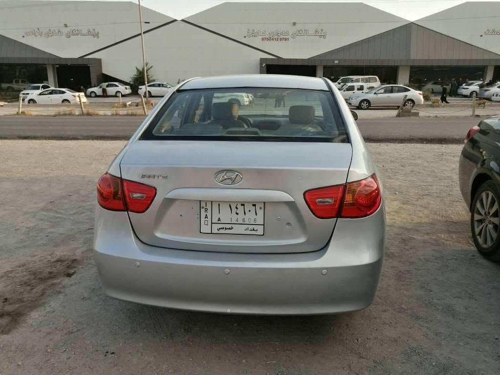 ئاڤانتی 2008  کۆدکراوە و ڕەنگ سلڤەری جوان ،بەشەرتی گێڕومەکینەو دکشنی بیلادو توندو تۆڵەو بێ شوخت و چاڵە ، پێش و پشت کەپس و کەڤەرو قفڵی نەگۆڕابێ و خایس و ژەنگی نیە بەشەرت.48 وەرەقەو معامەلە
شوێن:حاجیاوا
ڤایبەرووەتس ئەپ: *********** رانية, السليمانية
