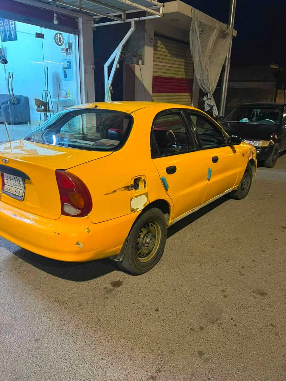دايو لانوس موديل 2000 رقم كركوك مشروع وطني 
محرك 16 بيها بطاقة بنزين 
باتري جديد حدادية صدر امامي خلفي جديد
عنابير جدد لايتات جدد 
سيارة حلوة وكاعدة مال شغل 
سعر 26 وبيها مجال 
***********
