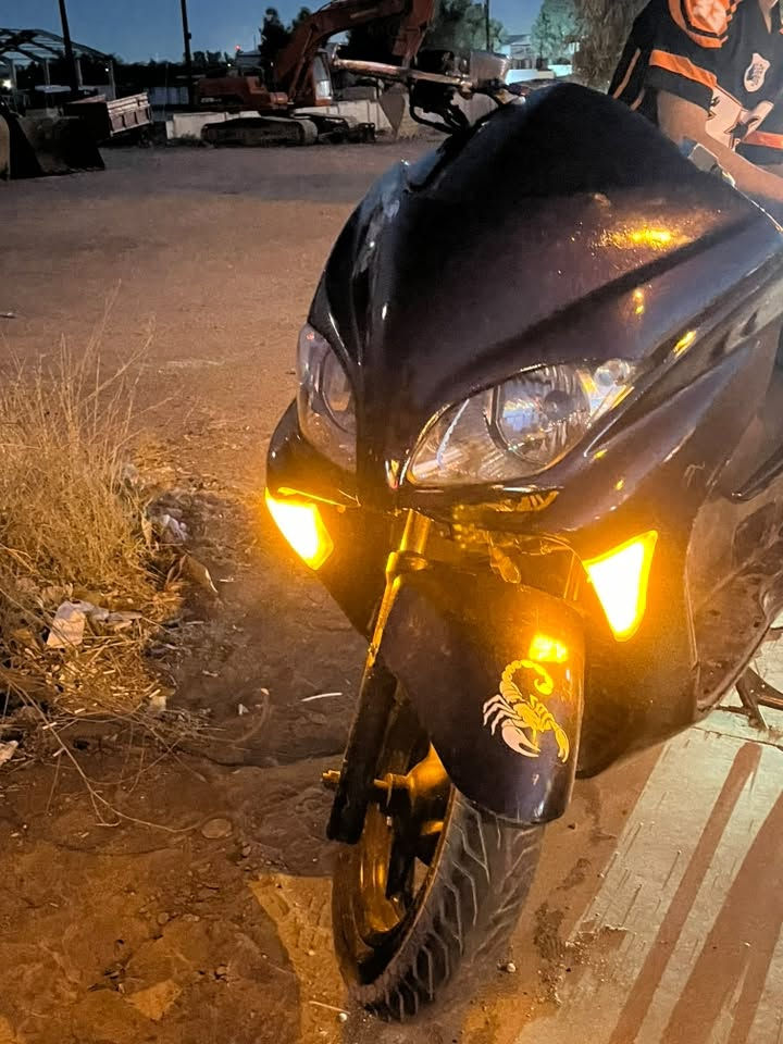 السلام عليكم خواتي دراجه فورزا 08 للبيع
دراجه ماشاء الله معدل 140 حماوه ماتعبر النص  صالنصه رياضي نكره سلف كشنات جديده باقي تفاصيل راسلني واتساب *********** السعر 625 بيه مجال 
حك الجيه
