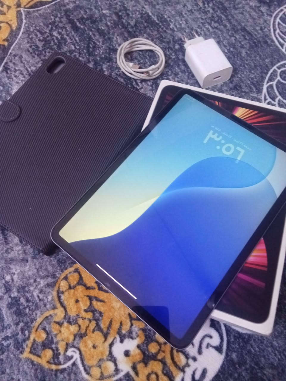 ايباد 11 برو مكفول من كلشي مابي شي نضافه 100/100 بوبجي 120فريم يخبل كامل ملحقات ذاكرة 64 كامل ملحقات سعر500قفل مكاني بصره حي الصدقاء متواجد واتساب رقمي ***********

