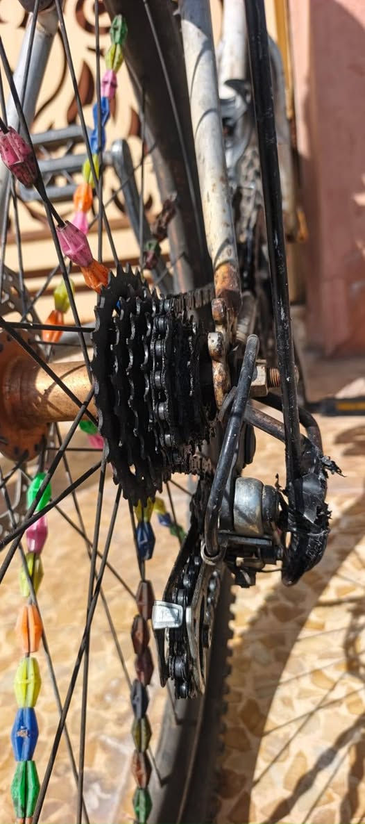 السلام عليكم 
للبيع او مراوس 
دسكات 
فور ويل 
الگير الورة شغال بس الگدام قمجة 
كامل ماناقصو شي نضيف 
السعر بلاش 55 وبي مجال تعال وتدلل 
*********** متواجد بس واتس اب 
العنوان يارمجة الشرقية شارع كركوك اشتغل بمحل تعال ويصير خير
