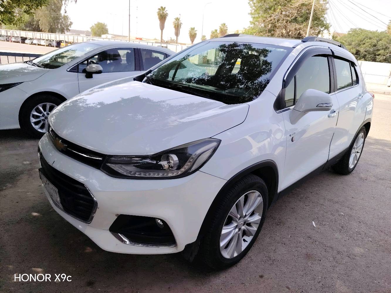 شوفر ليت تراكس بريمر خليجي شركه المنصور فول مواصفات ٢٠١٩ رقم بغداد السعر 115 وبي مجال استفسار اتصال على رقم ***********