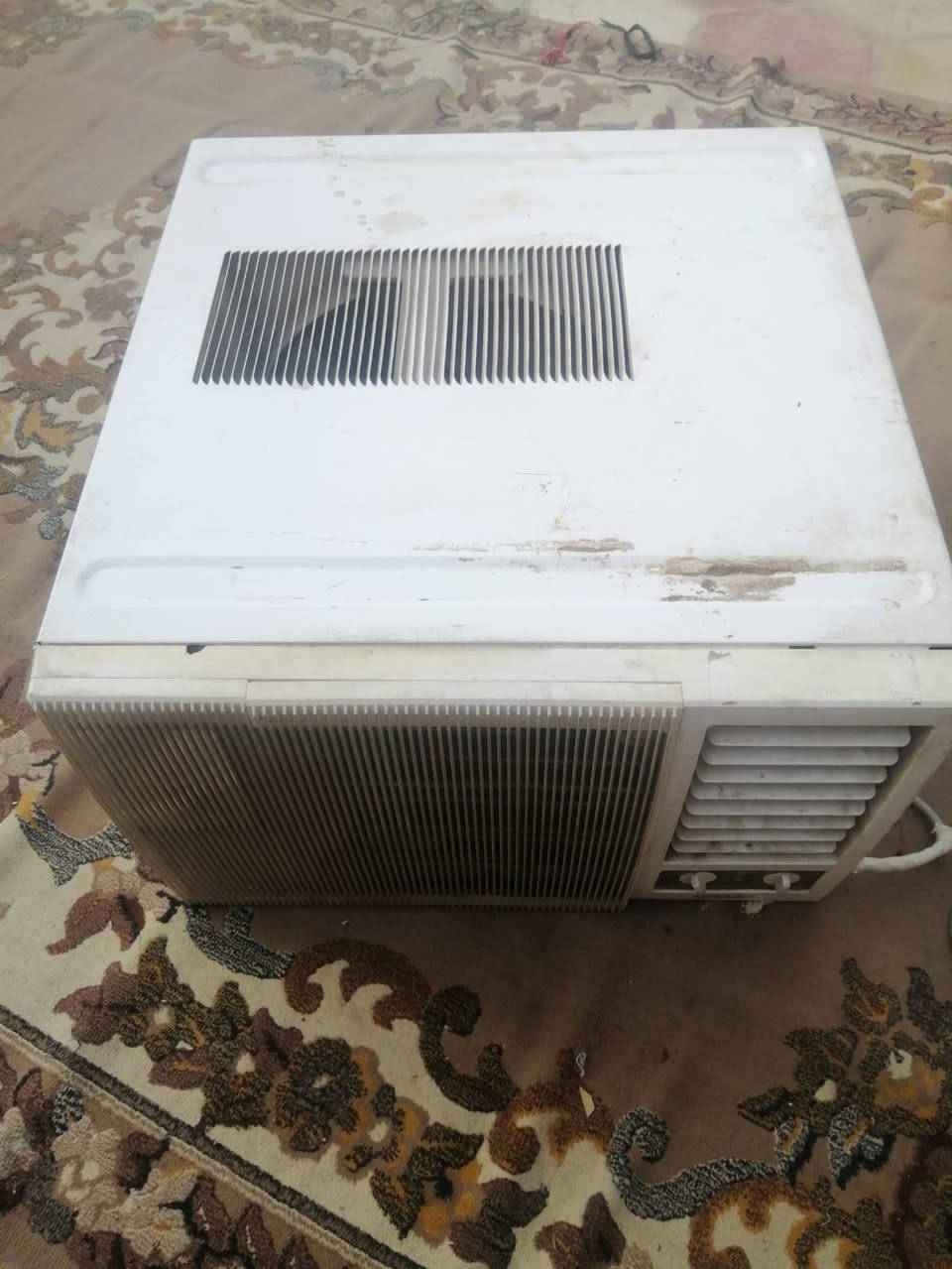 مكيف عوزه غاز 150 نضيف رقمي ***********

