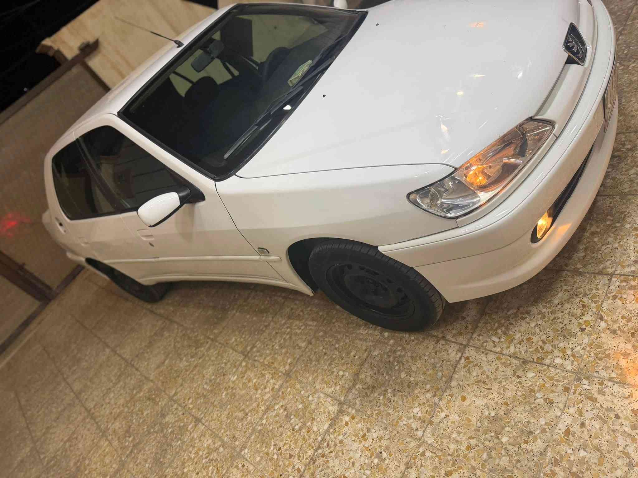 سلام عليكم 
للبيع بيجو 306
برده خلفيه بلاديه
موديل 2002 بلاديه بدون صبغ
مكينه جديده بيها 
تبريد تاير صدر كهربائيات جاهزه السياره
رقم بغداد تحويل مباشر
مكاني بغداد حي الجهاد 
سعرها 47 ورقه
***********
