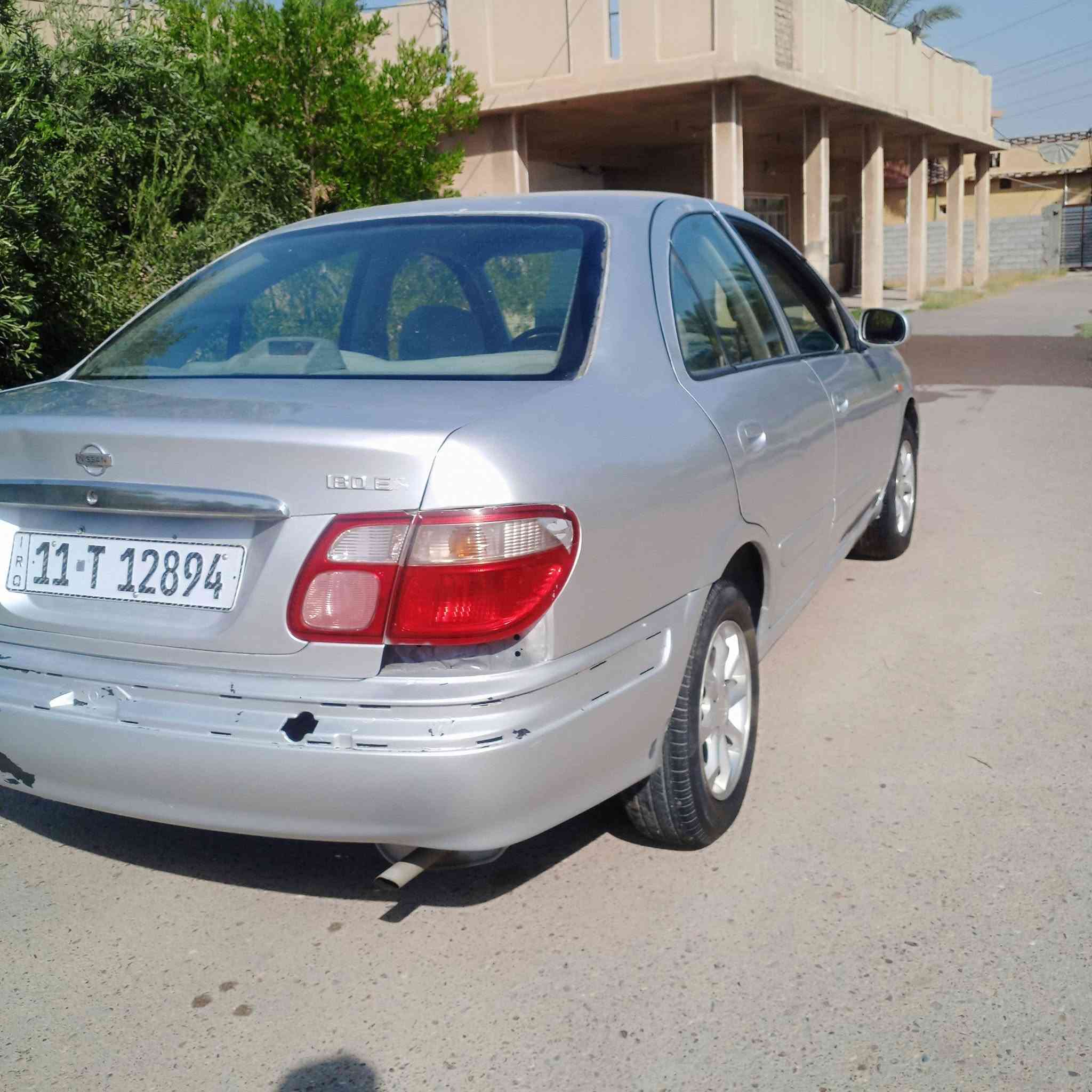 سلام عليكم للبيع موديل 2001 بسمي تحويل مباشر سياره خير من الله محرك و كير كير بدلته جديد صار سبوع  مصبوغه سابقا جانت صفره بيها ضربه جاملق الخلفي داخل للجنطه و ضربه جاملق الامامي الأيسر كهربائيات شغاله تخم تاير تبريد نقص راديتر وغاز فقط داخل نضيف تجي تشوفها وتقتنع بيها كلشي وضحت بالمنشور وتدلل السعر 45 بيها مجال مكاني بغداد تاجي الاستفسار  *********** متواجد واتساب او اتصال @إشارة
