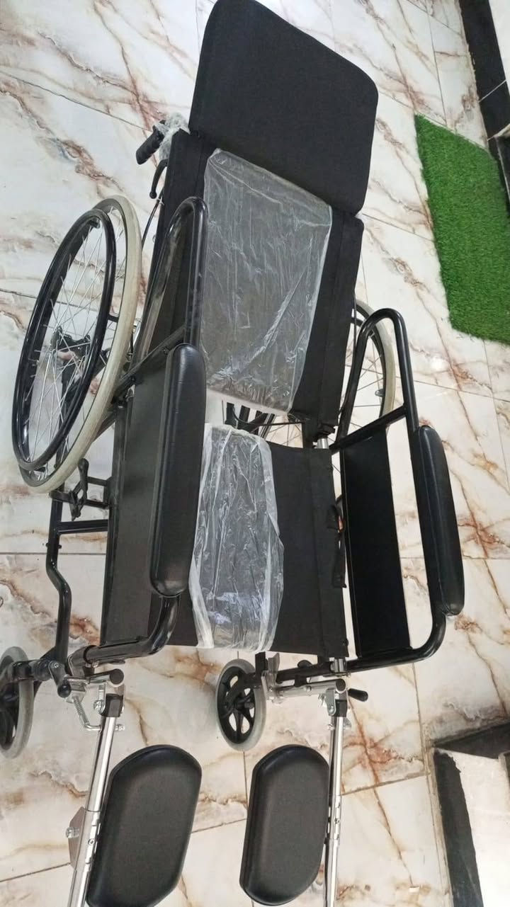 للبيع هم عربانه هم سديه جديده مامستخدم شراي يتفضل خاص
