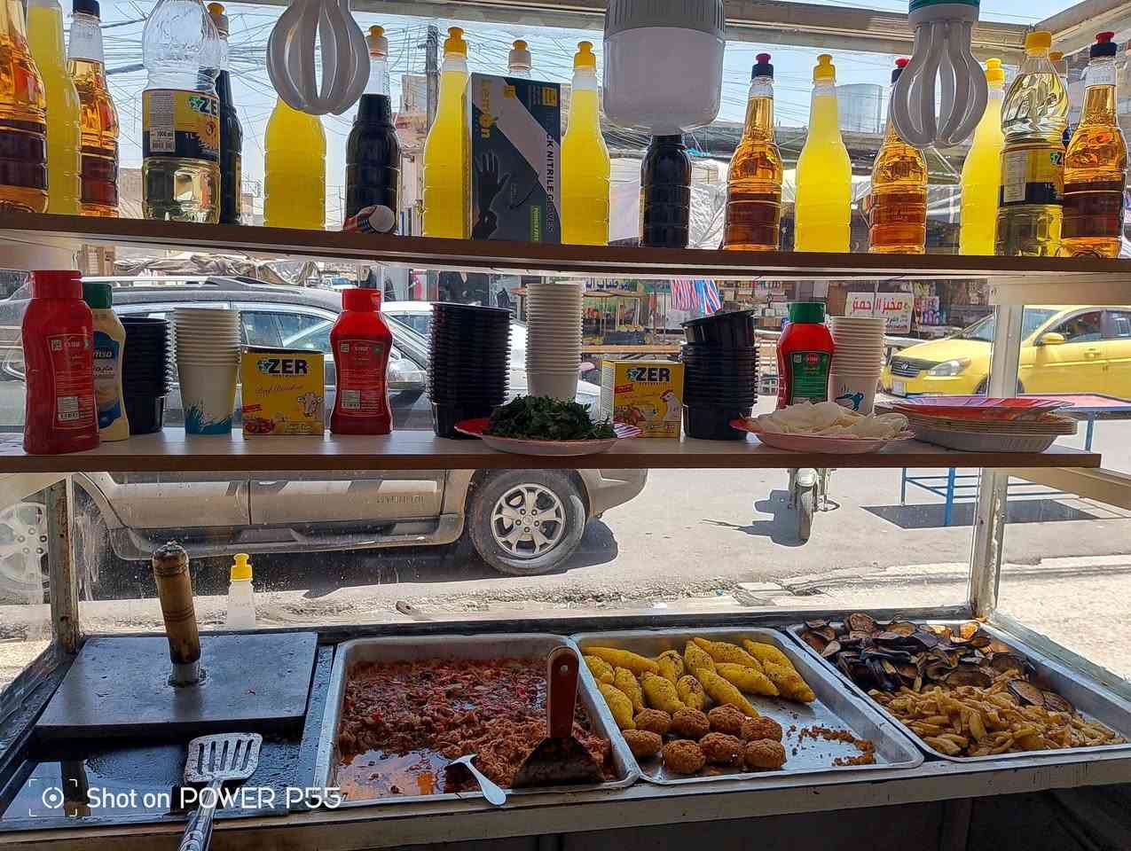 جام خانة مطعم للبيع تصلح بركر ولحومات وفلافل جام خانة جوكر سعرها 200 عنوان حي الكرامة رقم موبايل ***********

