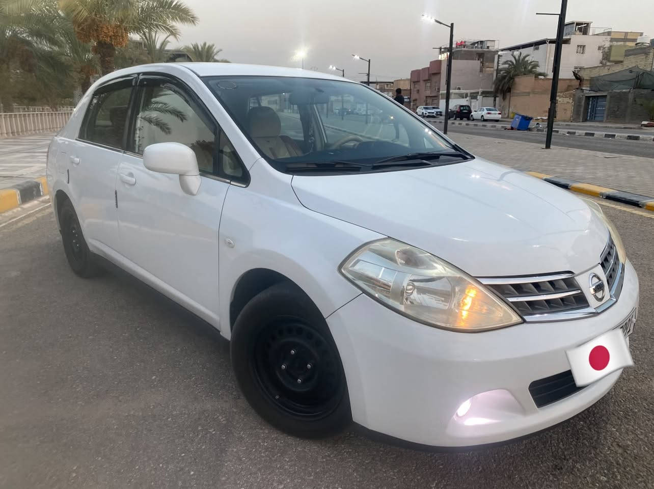 نيسان تيدا موديل ٢٠٠٩ خليجي محرك ١٦٠٠
رقم بغداد دولي جديد بأسمي سنوية لل ٣١
سيارة جديدة ومالك واحد من مستوردها لحد الان
متصرف عليها دينار سيارة جاهزة تخم تاير باتري كهربائيات ع وضع الشركة تبريد ثلج شاشة تيسلا 
بيها صبغ فقط دور الجاملغ الخلفي والباقي كله مكفول 
السعر ٩٧ وبيها مجال 
اخوان كلشي تحصل بالسوك تلكاه تعبان ومعمر اذا متفيدك اكتب كلمة طيبة وادعينه بالرزق
للاستفسار ***********☎️
