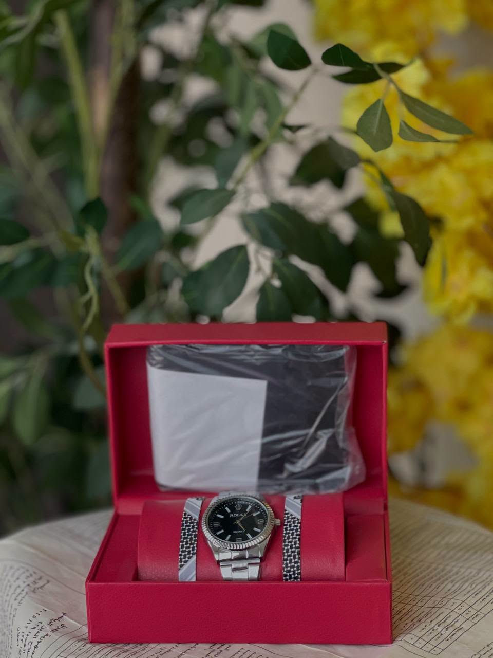 ذكرياتك وهداياك... في مكان واحد! 🎁✨
كل ما تحتاجه لإسعاد من تحب صار متوفر بـ استوديو حسين حامد 🤍
أرقى الإكسسوارات الرجالية والنسائية وهدايا المناسبات بتصاميم مميزة وذوق عالي.
​زورونا واختاروا الهدية المثالية!
📍 العنوان: الإسكان - قرب المستشفى
📥 للطلب أو الاستفسار: المراسلة متاحة عبر الخاص.
