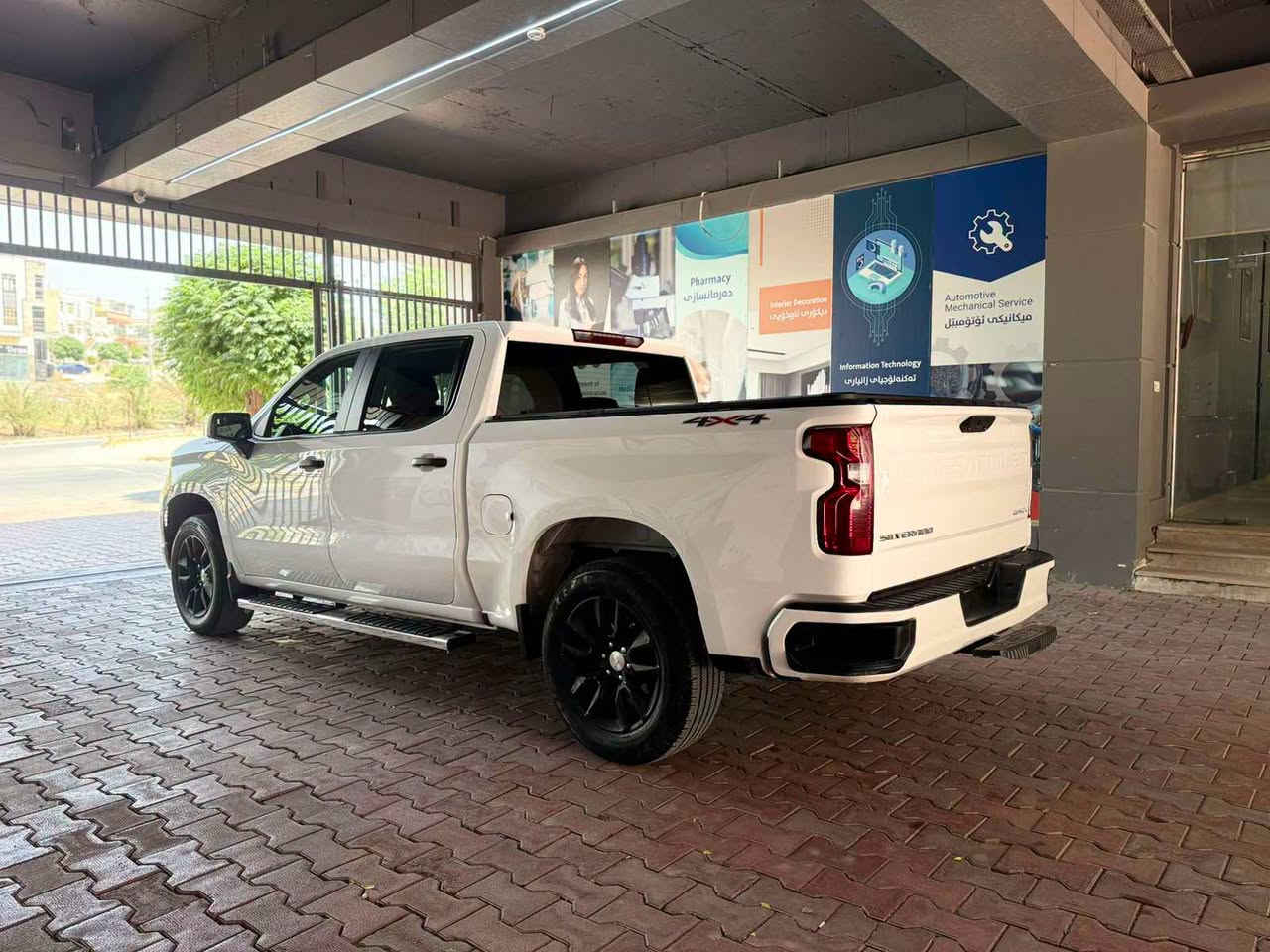 شێڤرۆلێت سیلڤەرادۆ 2023
مواسەفات Custom
61 هەزار کیلۆمەتر ڕۆشتووە
بەصمە
شەغال
دەبل ئەکسل
دەرگای دواوە کارەبایی
و زۆر مواسەفاتی تر
سەنەوی تا 2030 تازەیە
ژینگەی تازەیە

سعر: لە کۆمێنت داوابکە ڕاستەخۆ بۆت دیت 📩

گێڕ و مەکینە بەشەرت
کامل سێرڤس کراوە
هایدرۆلیک و ڕۆنەکەی گۆڕدراوە
ڕەسمی سۆنەرەکەیم داناوە
سەیارەکە پاک و ڕێک و پێکە

ژمارەی خاوەنی
***********
