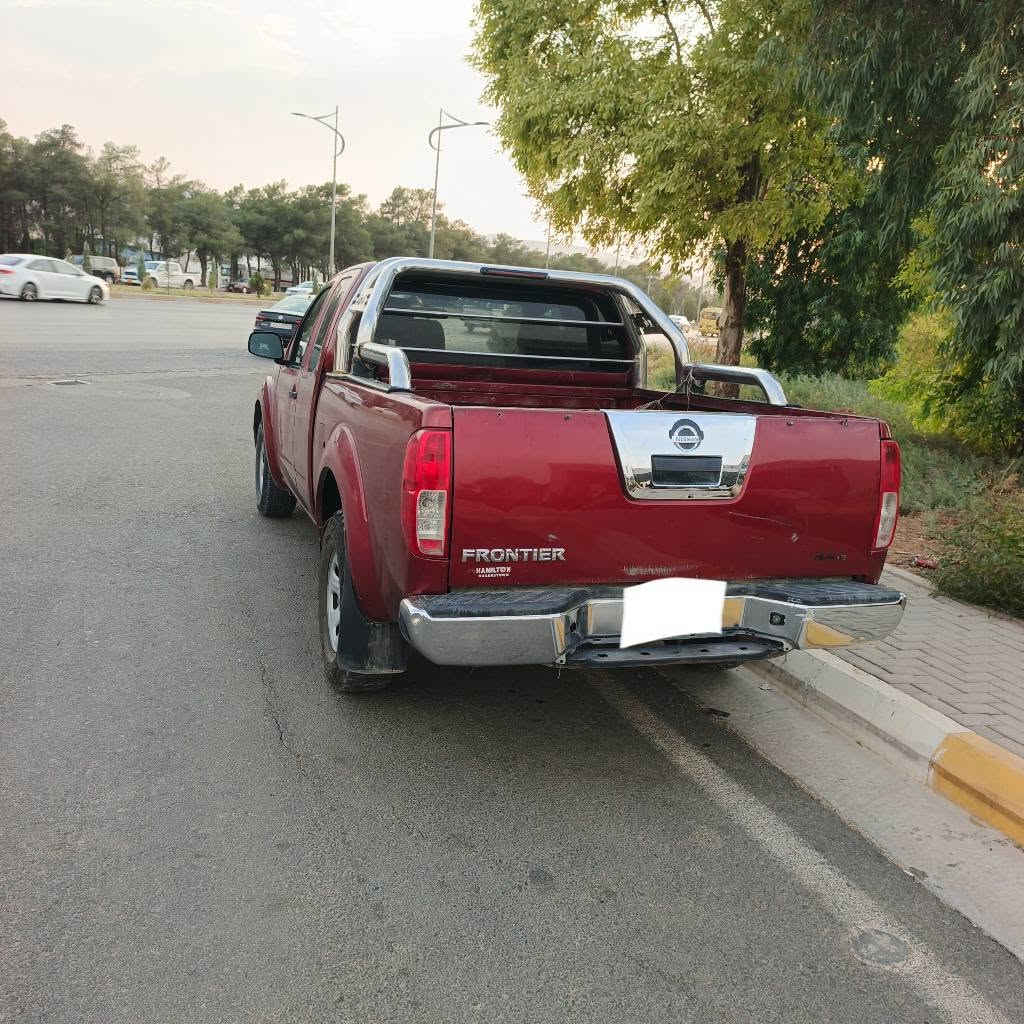 نیسان ناڤارا ئەمریکی مۆدێل 2016 
گێڕ تۆماتیک ڕەقەم بەغداد 
سەیارە کە ماڵی خۆمە بێ مەسرەف 3 ساڵە لای خۆمە 4 تایەی تازە سیستەمی غازی لەسەرە 
سعری 65 گەڵا مەعامەلە یە کەم 
*********** 
‏‪*********** السليمانية, العراق
