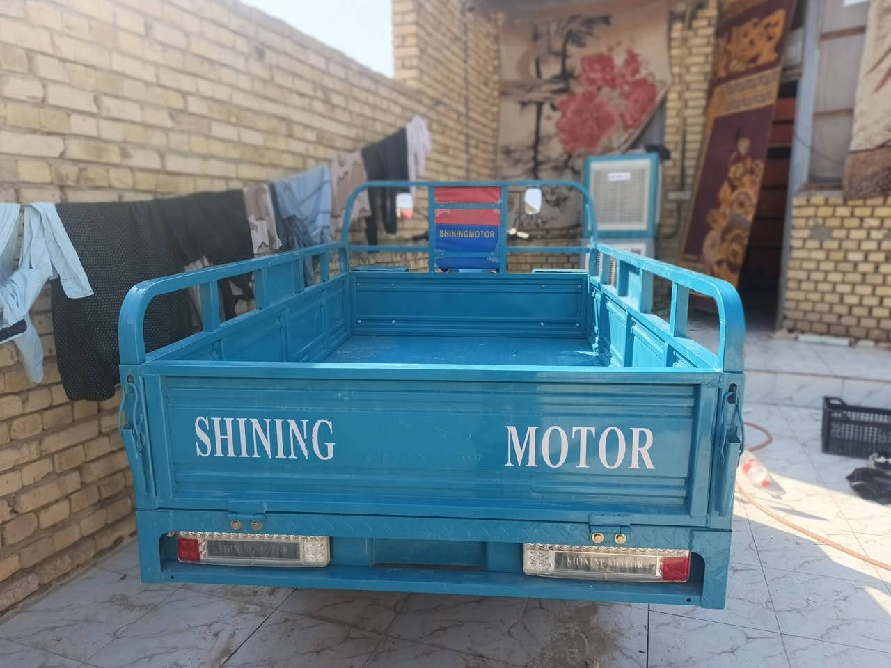 ستوته جديدة من شركة وكالة الكرار صارلها شهرين سعرها 3ونص وبيها مجال للتواصل ***********
