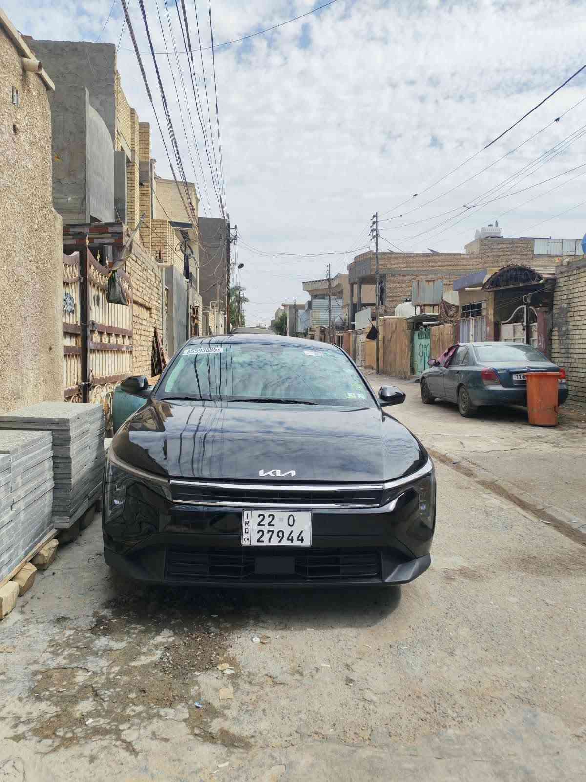 سلام عليكم شباب      كيا  K4  وأرد امريكي )
مديل 2025 
رقم اربيل دولي تسجيل جديد 
(سيارة سونار داخل المنشور 
وبدايت صندوك  )  
بدون شاصي بدون لغد بدون أيرباك  
مكفولة كفالة عامة باقي
( ماشية 10الف. 2.000 دوشش)) 
 كلش هواي ومعروفة
السعر ( 163 (وبيها مجال )
سيارة احلى من صور وجاهزة كلش
العنوان بغداد العبيدي 
رقمي ***********

نص مكتوب في الصور:
- 85593685
