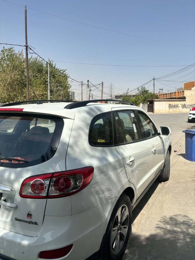 سعر 128$    ‏‪***********‬‏
هونداي سنتافي خليجي مكينة 4سلندر
 2400دوش
فووول مواصفات 1/1
سنوية ورقم جديد بيها كوبون بنزين بدون حادث بدون تبديل بيها كم ملاحظة بسيطة تعديل كارت فقط
سيارة مال جناي سعر بلاش و جدا مناسب 
اتصل بالرقم انا مكلف بالنشر
‏‪***********‬‏
كركوك رحيم اوا كركوك, العراق
