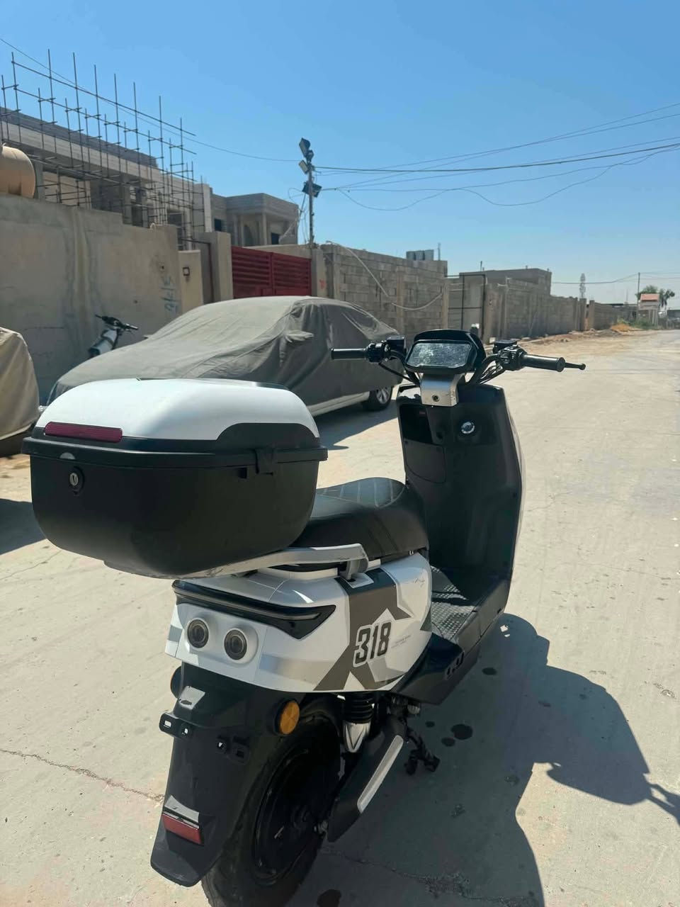السلام عليكم مأطور 318 لبيع موصفات معروفه بطاريات شرط ملف عقل شرط مأطور نضيف كدام العين السعر 525 الرقم ***********
