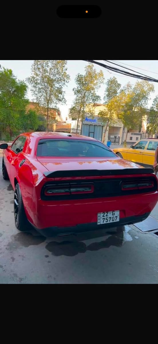 جالنجر 2020 للبيع
ماشية 71 الف بدون شواصي ولغود
بيها جاملغ وباب الباب مصبوغ الجاملغ مبدل لون الباب مصبوغ
رايدها ب160 وبيها مجال 
***********
مكاني بغداد سيدية
