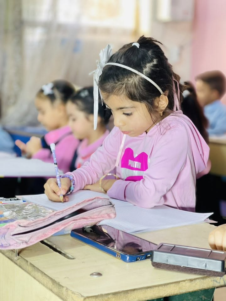 التغطية ‏الفوتوغرافية ￼
إلى روضة فوارس السندباد الأهلية
 كادر متميز  للحجز مقعد اتصل على الرقم التالي
هاتف:
***********

التصوير بعدسة
عامر البدري

