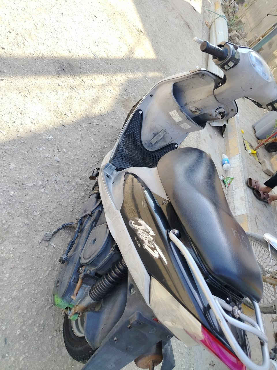 🧿السلام عليكم
🛵دراجه ماكس منغولي  للبيع. لدراجه جاهزه  برغي مامفتوح بيه سلف هندر كهرباءيات كله شغاله ختم واحد  وي المكينه 
الستفسار عله هاذه الرقم ***********📞
السعر 850💸 دراجة جبتها من الحله وكيلها بل حله المكان ديوانية الإسكان شارع أسواق السفير
