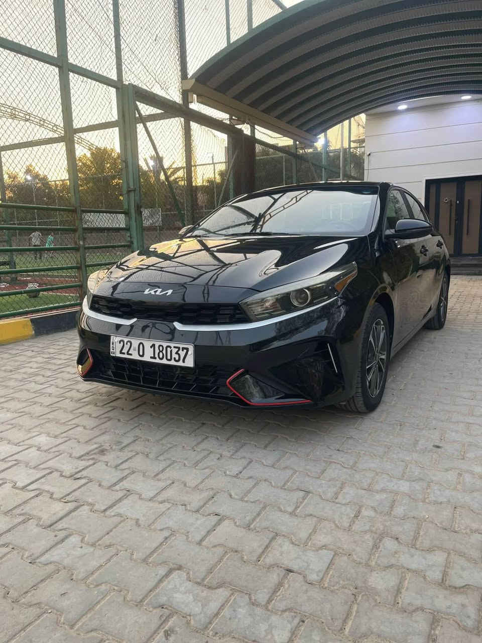 السلام عليكم ورحمة الله وبركاته
كيا فورتي موديل 2023 وارد امريكي
رقم اربيل سنويه بأسمي تحويل فقط ماسوي وكاله
مكينه 2000 دوش بلاديه مملعوب بيها ماشيه 25 الف على ايدي ااسياره تايرات الشركه وصدر شركه وتبريد شركه مملعوب بيهن 
مواصفتها تحكمات ستيرن كروز سرعه شاشه اصليه كاميرا خلفيه رادار امامي وجانبي ومواصقات ال FE المعروفه
حادث السياره جاملغ وبنيد جهه السايق
شواصي مكفولات
فقط تعديل لغد
والجاملغ الثاني مصبوغ ايضاً 
باقي السياره مكفوله حت من البارد
وعندي فديو الها اذا تحب راسلني واتساب ادزه الك 
سعرها 135 ورقه
عنواني بغداد العامريه 
***********
