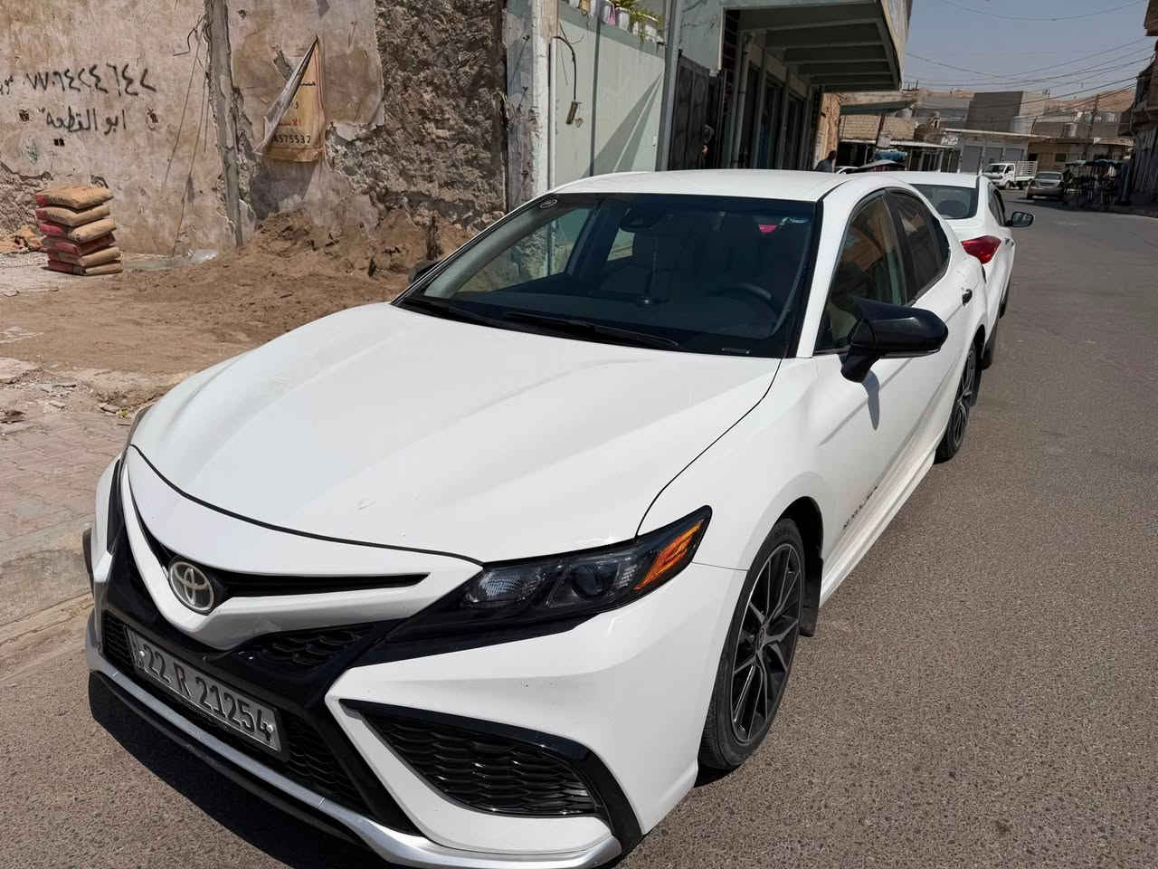 تحية طيبه الى جميع الاعضاء 
كامري للبيع فقط 
سيارة كلين بدون صبغ وبدون تعديل
ضررها فقط دعامية الامامية
السعر 235 بيها مجال بسيط موديل 2024
مكلف بنشر للاستفسار يرجى الاتصال
*********** طوز, صلاح الدين
