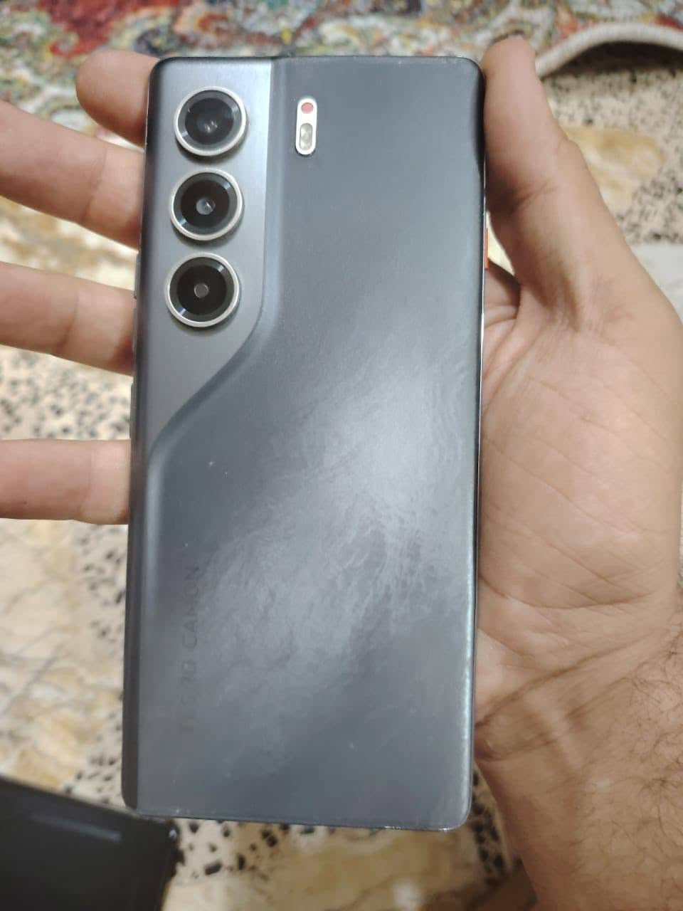 تكنو كامون ٤٠ برو فايف جي ذاكره ٢٥٦+١٦ جهاز فول مواصفات على فحص بي نقطه بلشاشه بس شراي خابرني جماعت ١٧٥ +١٩٠ما ابيع قفل🔒🔒🔒 ٢٠٠مكاني بغداد مدينة الصدر ***********
