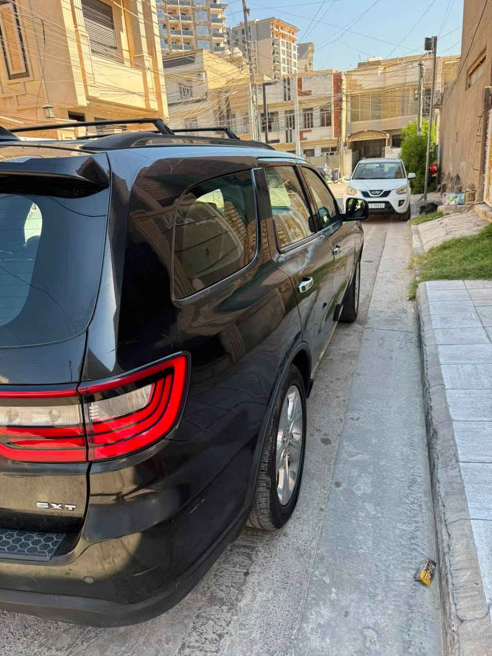 🔰 دودج دورانجو SXT موديل 2014

🔘 الرقم: بغداد

🔸 وارد أمريكي (صور الحادث في أمريكا مرفقة بالمنشور)

🛞 ماشية 170 ألف كم

🟠 المواصفات (فئة SXT / 7 راكب)
• ⁠محرك 6 سلندر سعة 3.6L V6
• ⁠اللون الخارجي: أسود | المقاعد (كشنات): منفصلة (7 راكب)
• ⁠تكييف (تبريد) خلفي منفصل
• ⁠أنظمة قيادة (نظام ECO اقتصادي + نظام Normal)
• ⁠حساسات ركن خلفية/أمامية
• ⁠تحكم كامل بعجلة القيادة (الستيرن)
• ⁠نظام مانع الانزلاق (Traction Control)

💢 الضرر والحالة
• ⁠البدن: وجود جارد بسيط بالصبغ مع شخوط بسيطة (موضحة بالصور)
• ⁠الضمان: ضمان محرك وجير (كير ومكينة)

✅  ⁠السيارة جاهزة وبحالة ممتازة

📍 مكان السيارة: بغداد

☎️ رقم صاحب السيارة: *********** (متوفر واتساب)

🔴 لمعرفة السعر / علق داخل المنشور أي تعليق ويجيك رد فوري برسالة خاصة
—————
⚠️ السيارة إعلان ممول غير تابعة للصفحة ونحن ليس لدينا علاقة في تحديد السعر وغير مسؤولين عن الاتفاق الذي يحدث بين البائع والمشتري
مع تمنياتنا للطرفين بالتوفيق
—————
#بيع_سيارتك
