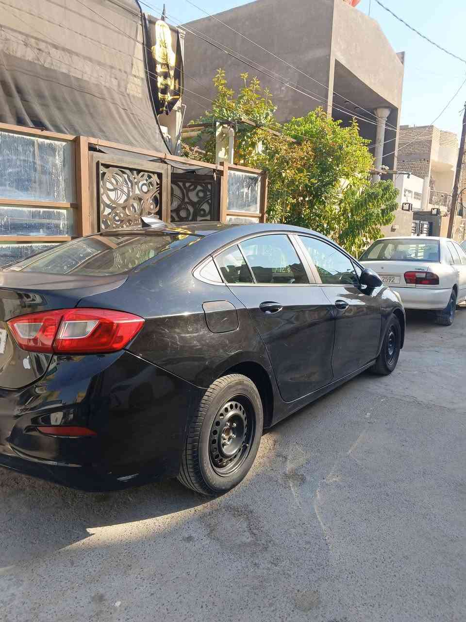 السلام عليكم شوفر كرؤز 2018وارد امريكي حادث جاملغ خلفي مبدل بدون دواخل بيه صبغ 6قطع ابيع حزام بجم جنطه تكم مكفوله كير محرك تبريد تخم تاير كله نظيف جدا داخل جديد بسمي رقم بغداد أوربي جاهزه سعر75 مكانه بغداد البياع حي الشهداء ***********
